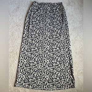 JohnPaulRichard Black and Cream Leopard Maxi Skirt